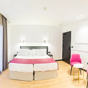 *** Hotell Boutique Puerta De Granadas Spanien